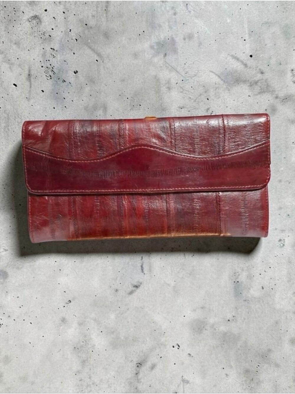 Vintage Eelskin wallet with kisslock
